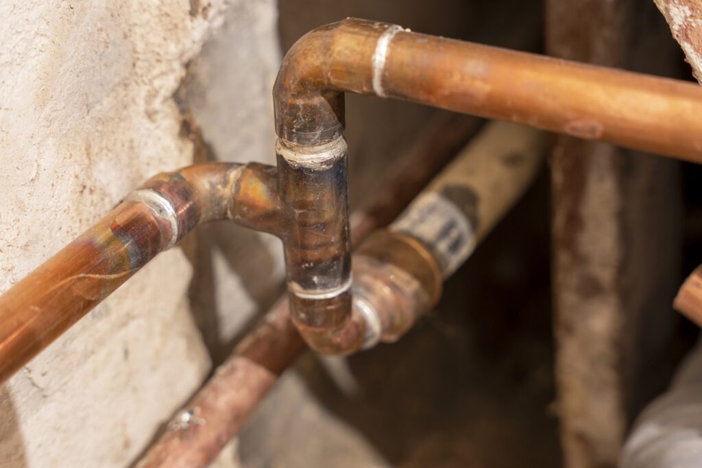 copper water pipes